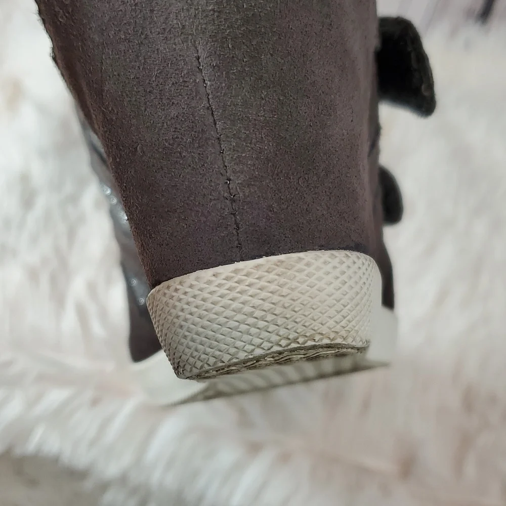 Nine West Gray and Silver Leather Wedge Sneakers Size 8